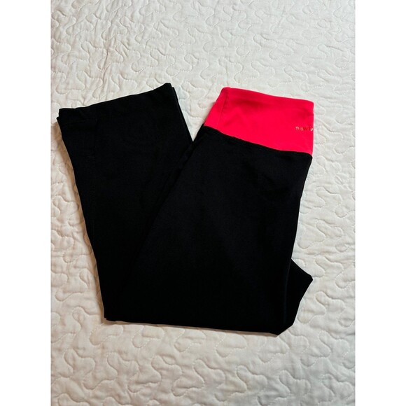 New Balance Lightning Dry black capri leggings size small - Picture 6 of 6